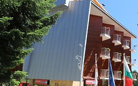 Хотел Дафовска